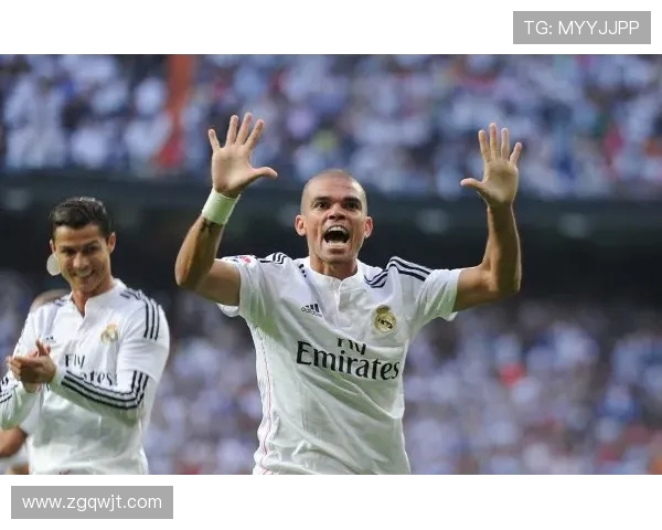 米兰新援贾萨里迎首秀田中碧先发莫德里奇替补战利兹联